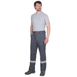 Брюки из антиэлектростатической ткани