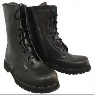 Берцы кожаные на замке	